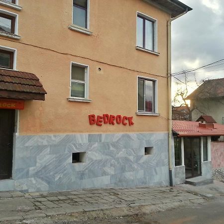 Guest House Bedrock Bełogradczik Zewnętrze zdjęcie