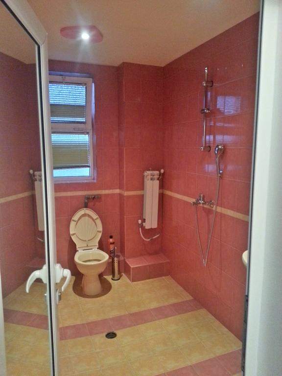Guest House Bedrock Bełogradczik Zewnętrze zdjęcie