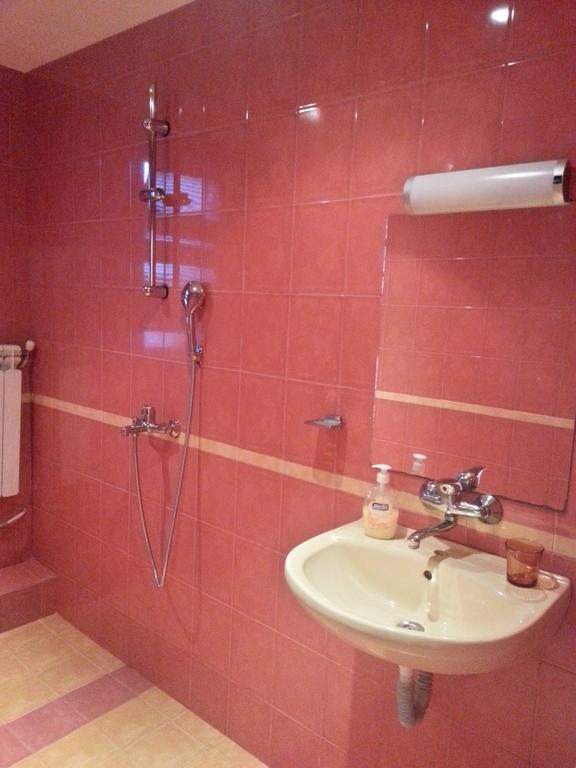 Guest House Bedrock Bełogradczik Zewnętrze zdjęcie