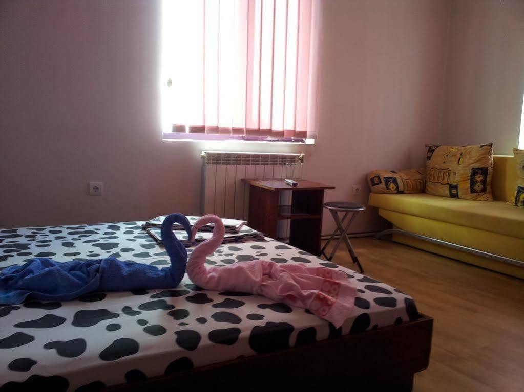Guest House Bedrock Bełogradczik Zewnętrze zdjęcie