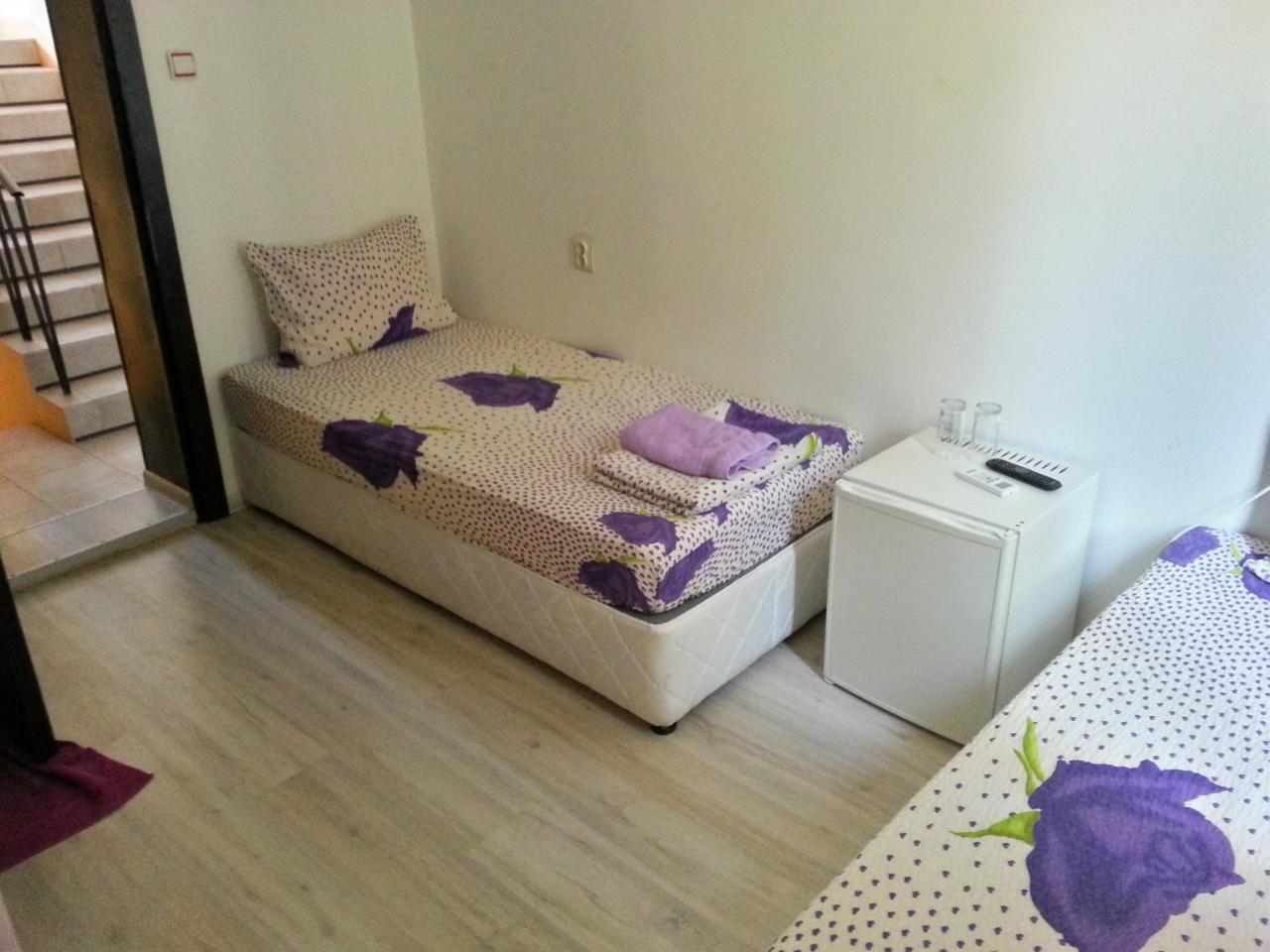 Guest House Bedrock Bełogradczik Zewnętrze zdjęcie