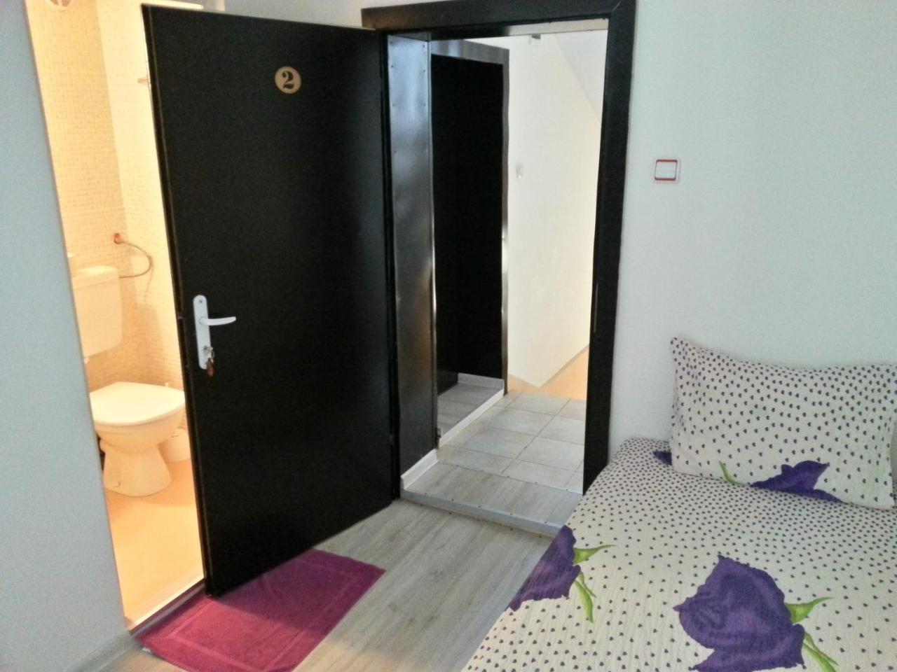 Guest House Bedrock Bełogradczik Zewnętrze zdjęcie
